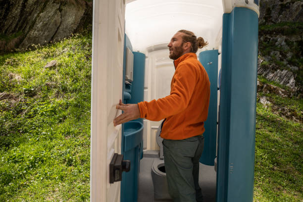 Best Portable bathroom rental  in Capac, MI